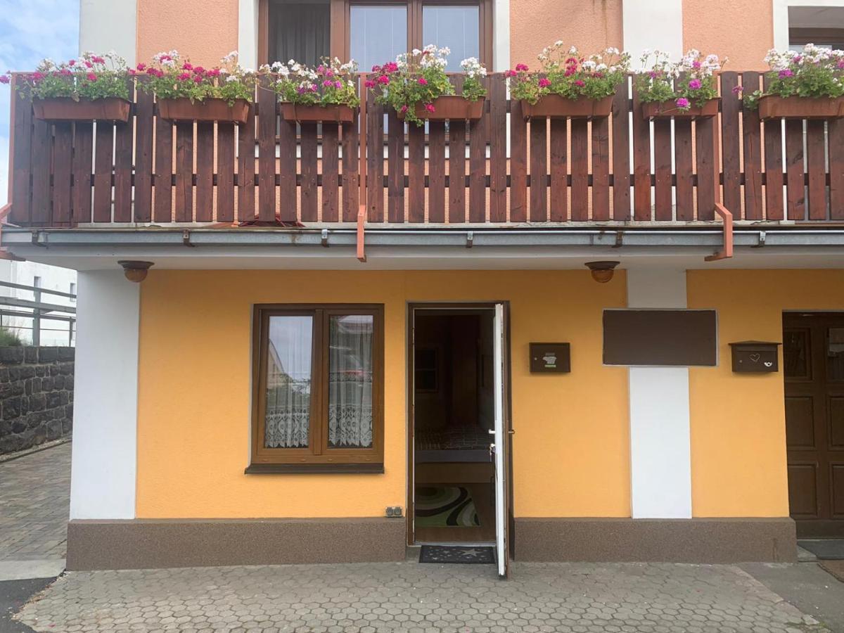 Maly Byt 1+1 Karlsbad Buitenkant foto